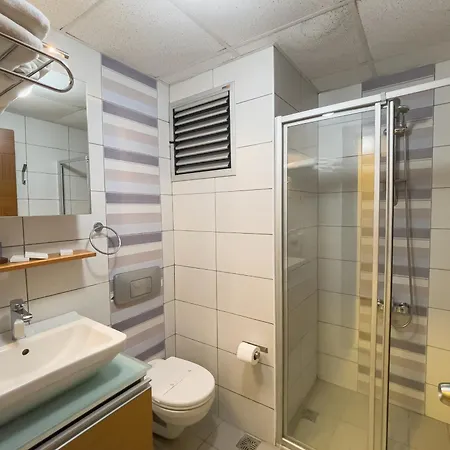 Levant Hotel&aparts Отель *