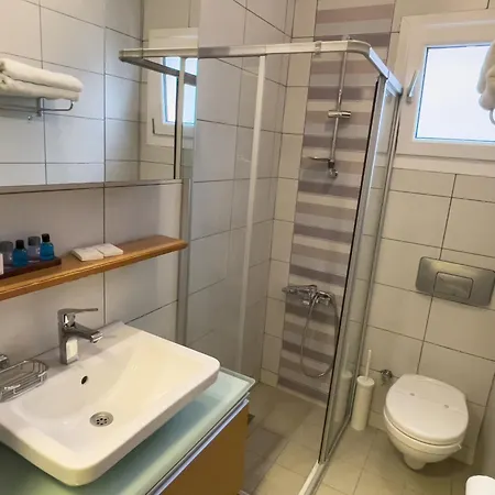 Levant Hotel&aparts Кешме