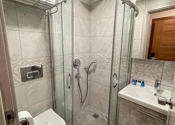 Levant Hotel&aparts * Чешме