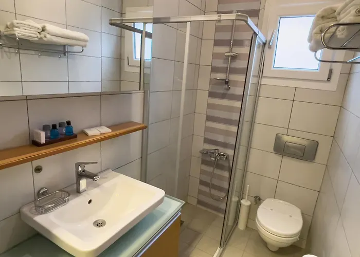 Levant Hotel&aparts Чешме